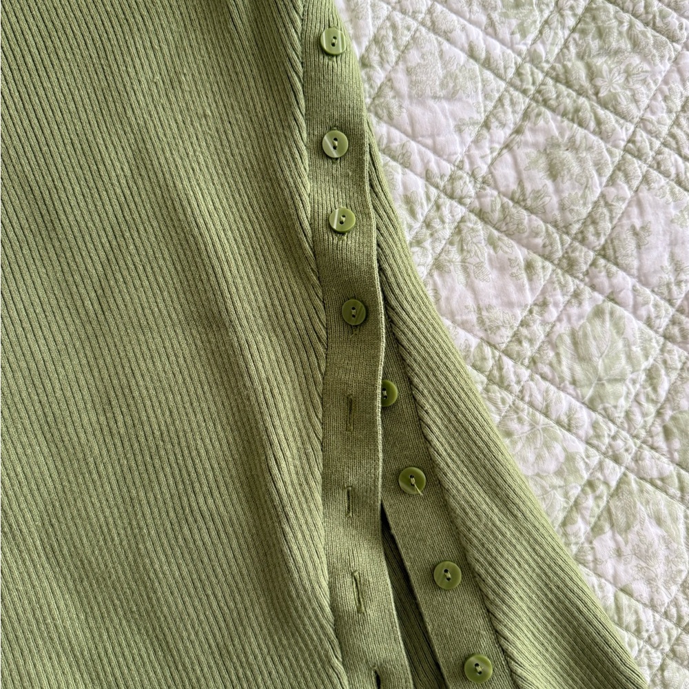 Abercrombie & Fitch Olive Ribbed Tank Top - Picture 2 of 3